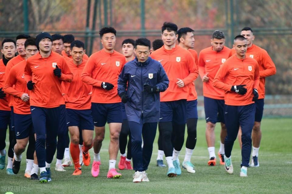 关于申花换帅效果显著，球队打出全新气象的信息