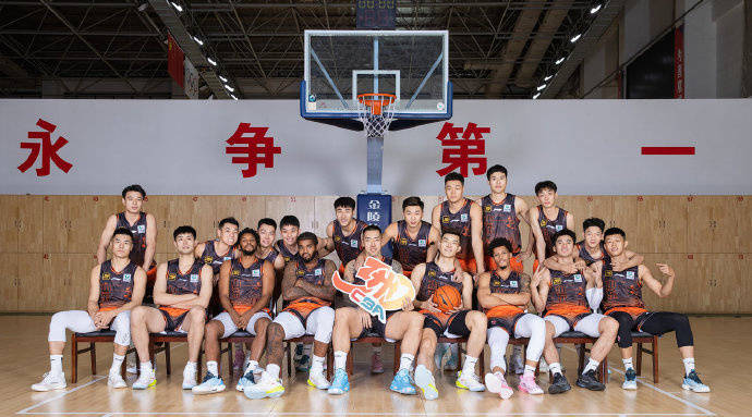 包含山东男篮再战福建队，实力拼争胜计划的词条