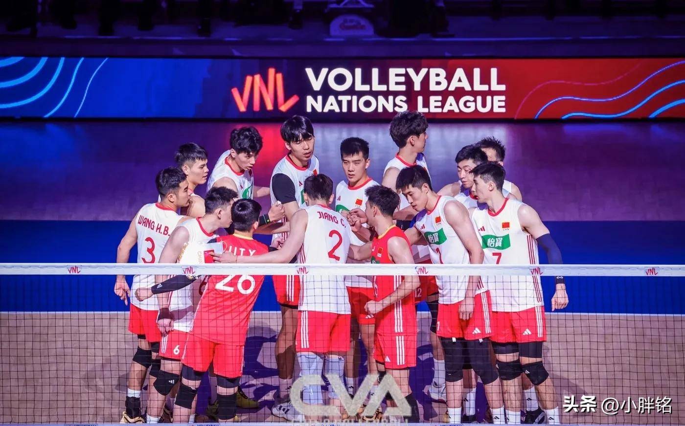 关于中国男排美国站14人名单:江川领衔彭世坤张景胤替补的信息